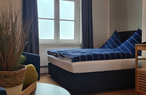 Anklam Apartamento | Double room (18-30m², 2pers.), fridge, Smart-TV - Altes Lazarett Gästehaus