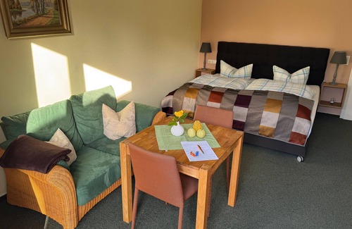 Forst Cama Y Desayuno | Double room 4 - Bed & Breakfast am Waldgürtel