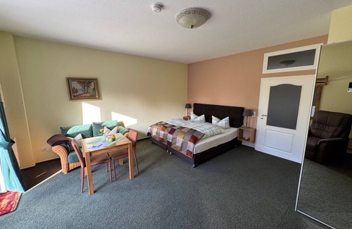 Forst Cama Y Desayuno | Double room 4 - Bed & Breakfast am Waldgürtel