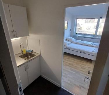Norresundby Apartamento | Double room 5 with Free Parking