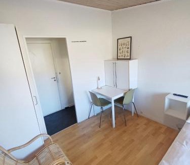 Norresundby Apartamento | Double room 5 with Free Parking