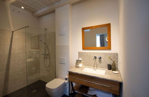 Straden Cama Y Desayuno | Double room Abendlicht - Monschein Bioweinhof