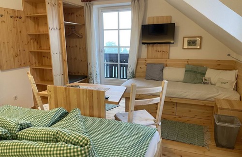 Vorderstoder Otro | Habitación doble "Alpenblumen" con baño, WC - Baby- y Kinderbauernhof Zamsegg