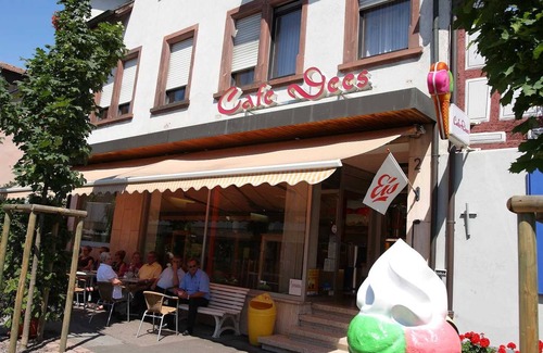 Ettenheim Cabaña | Double room B with shower and toilet - Hotel Deutscher Hof