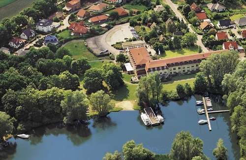 Brielow Casa | Double room comfort with lake view (balcony or terrace) - Seehotel Brandenburg.