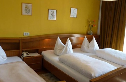 Ossiach Cama Y Desayuno | Double room - Hotel-Pension Brönimann