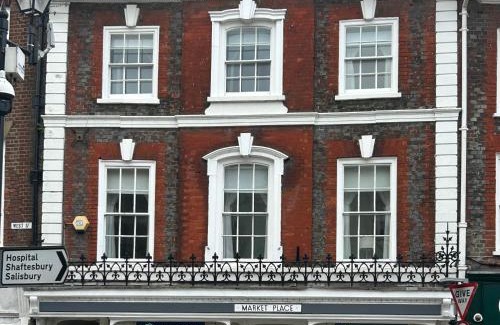 Blandford Saint Mary Casa | Double Room in Georgian Masionette