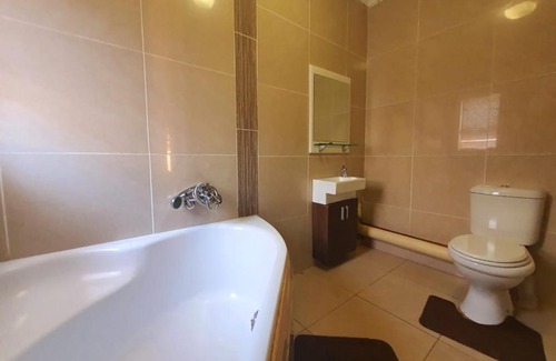 Mahikeng Casa | Double Room in Guesthouse, one of the select guesthouses in Mahikeng