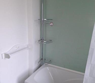 Goodmayes Casa | Double Room near London Seven Kings Train Station