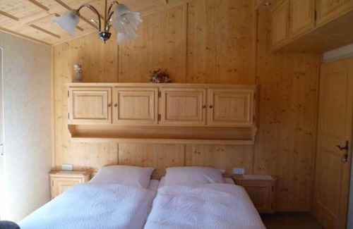 Bayrischzell Cabaña | Double room (online) - Gästehaus Akelei