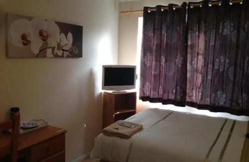 Harlington Casa | Double Room private shower room - deg-yr