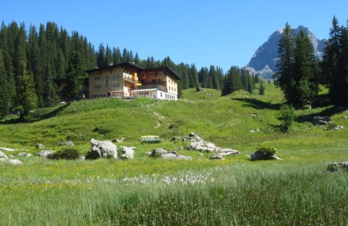 Schroecken Casa | Double room Schneestern Nord Shortstay - Berghotel Körbersee