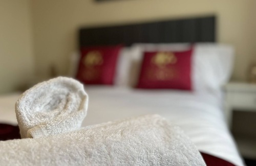Peterborough Casa | Double Room - Stamford, Lincs