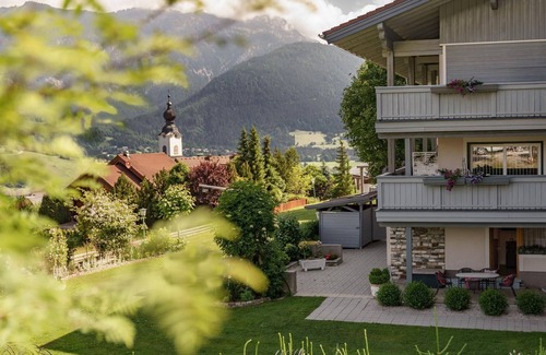Haus im Ennstal Cabaña | Double room standard breakfast - Cafe Pension Kitzer