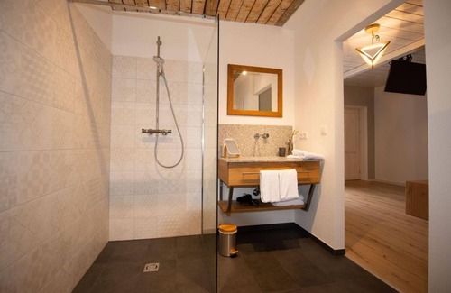 Straden Cama Y Desayuno | Double room Steillagen - Monschein Bioweinhof