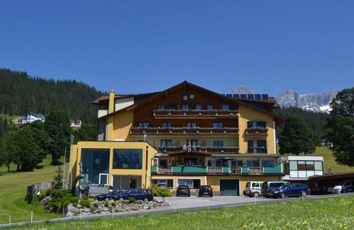 Schladming Casa | Double room "Studio Vorberg" with balcony with breakfast - Premium Wanderhotel Steirerhof