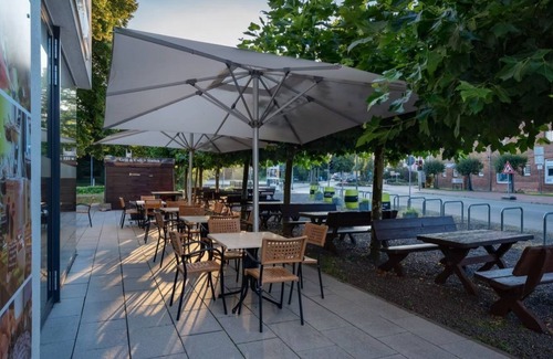 Muritz Cama Y Desayuno | Double room with balcony - wheelchair accessible - radlon Fahrrad-Komfort-Hotel ID