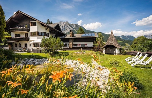 Groebming Cabaña | Double room with balcony, shower or bath, WC - Landhaus St. Georg