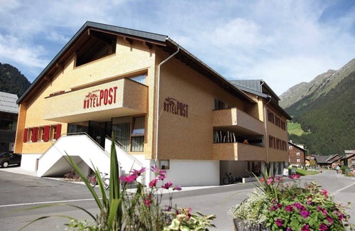 Au Casa | Habitación doble con balcón - Alpen Hotel Post ****