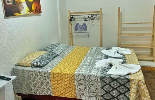 Aldeota Casa | Double room with private bathroom, Wi-Fi, AIR and TV.