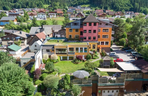 Haus im Ennstal Casa | Double room with shower or bath, toilet - Bliems Familienhotel/Schladming-Dachstein