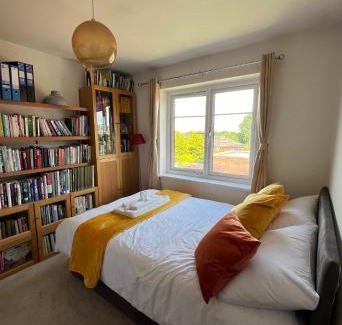 Sheffield Casa | Double size bed Free WiFi Free Parking