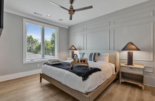 Berry Hill Casa | Double Treble - 2 Townhomes - Private Rooftops