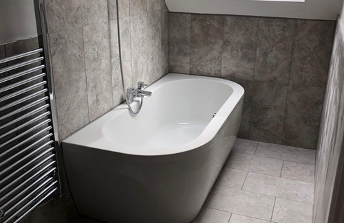 Woolbeding Apartamento | Single Storey-Apartamento-Baño con ducha