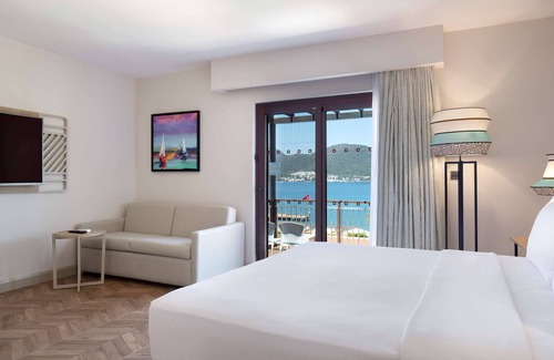 Torba Complejo | DoubleTree by Hilton Bodrum Işıl Club Ultra All Inclusive Resort