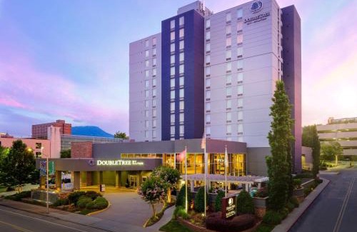 Downtown Chattanooga Hotel | DoubleTree by Hilton Hotel Chattanooga Downtown