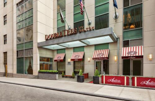 Stone Street Historic District Hotel | DoubleTree by Hilton New York Downtown