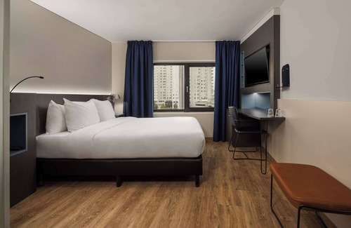 Stadsdriehoek Hotel | DoubleTree by Hilton Rotterdam Centre