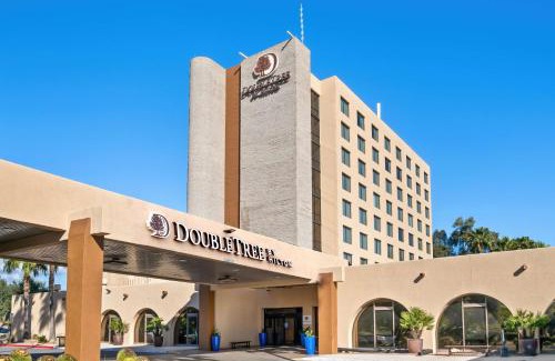 Tucson Hotel | DoubleTree by Hilton Tucson-Reid Park