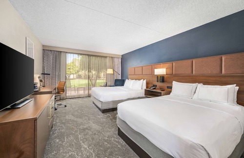 Tucson Hotel | DoubleTree by Hilton Tucson - Reid Park