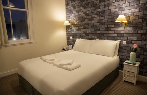 Castle Douglas Hotel | Douglas Arms Hotel