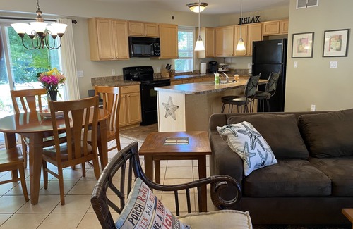 Douglas Condominio | Douglas Condo w/pool! 2 Bedroom/2 Bath
