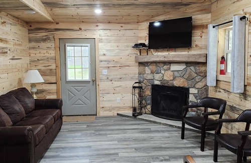 Tylersburg Cabina | Douglas Fir Cabin in the Woods