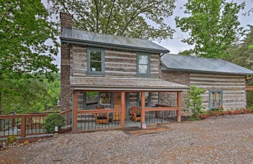 Dandridge Casa | Douglas Lake Cabin with Dock - 25 Mi to Pigeon Forge!