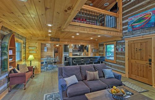 Dandridge Casa | Douglas Lake Cabin with Dock - 25 Mi to Pigeon Forge!