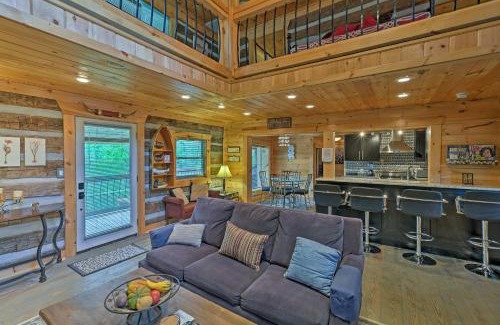 Dandridge Casa | Douglas Lake Cabin with Dock - 25 Mi to Pigeon Forge!