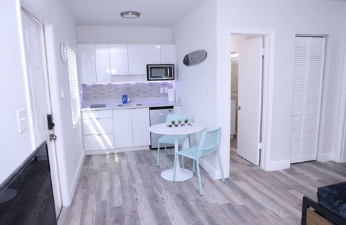 West Little Havana Apartamento | Douglas Rd Apartments
