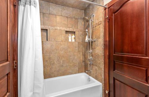 Douglas Casa | Douglas Retreat