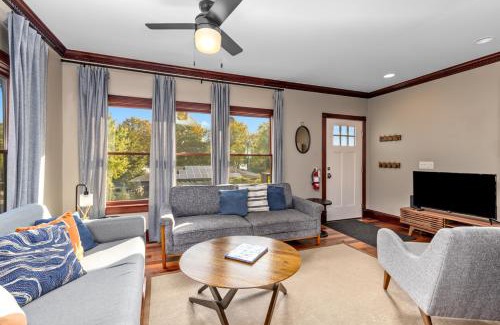 Douglas Casa | Douglas Retreat