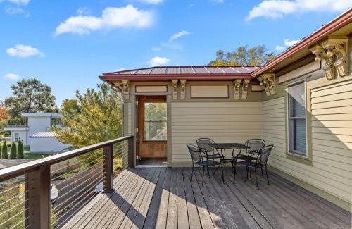 Douglas Casa | Douglas Retreat