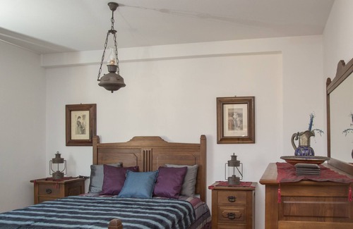 Peso da Regua Cabaña | Douro Lar da la bienvenida a los huéspedes de HomeAway