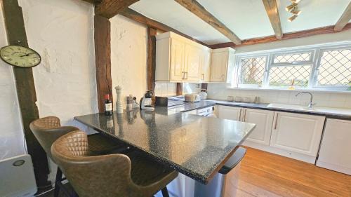 Croyde Casa | Dove Cott Croyde Sleeps 4 Central Location