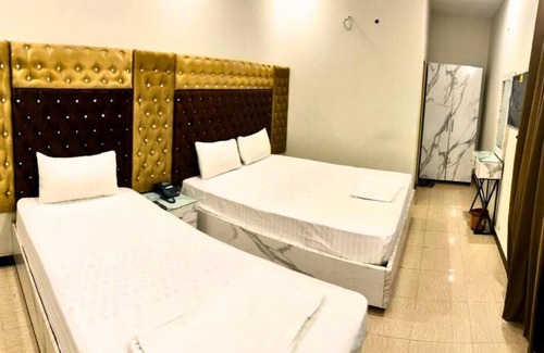 Lahore Casa | Dove Inn Hotel Muslim Town Branch