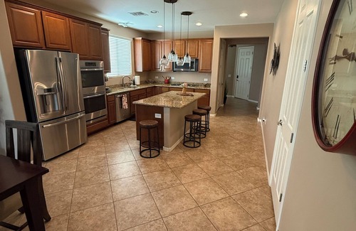 Dove Mountain Casa | Dove Mountain Perserve, dog friendly home.