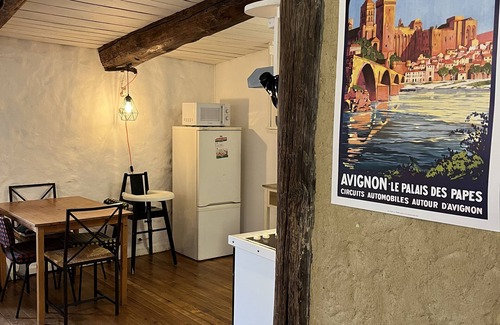 Montfrin Casa | NUEVO! en una comandancia del siglo XII