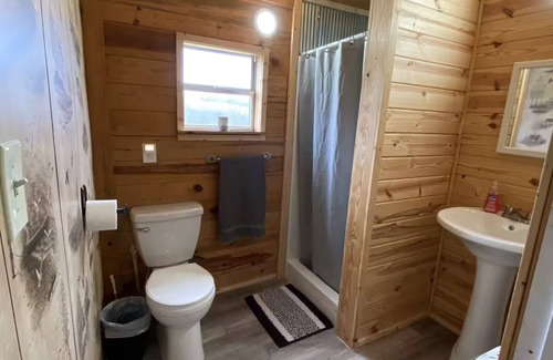 Newton County Cabina | Down Home Cabin
